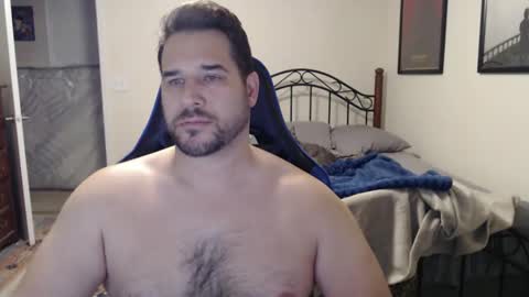 jules25 online show from December 4, 11:15 pm