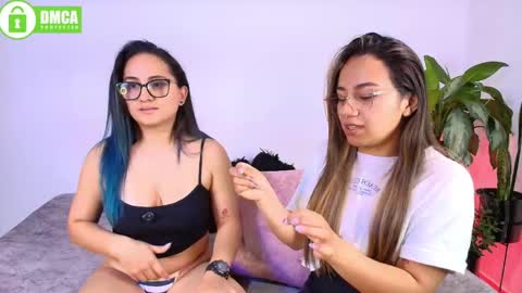 Jules and Gia online show from April 13, 5:17 pm