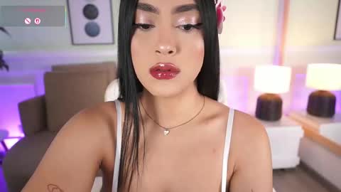 Jules Bennett online show from December 22, 11:39 am