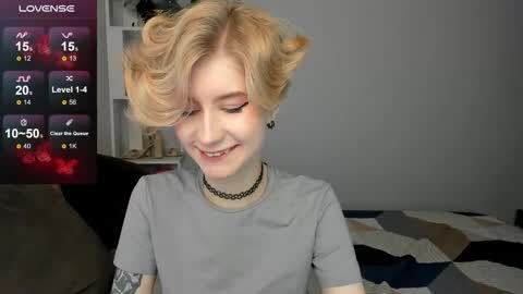 Snapshot of julescrown chatting on September 14, 1:30 am Jules online show from September 14, 1:30 am