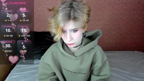 Snapshot of julescrown chatting on January 23, 1:30 am Jules online show from January 23, 1:30 am