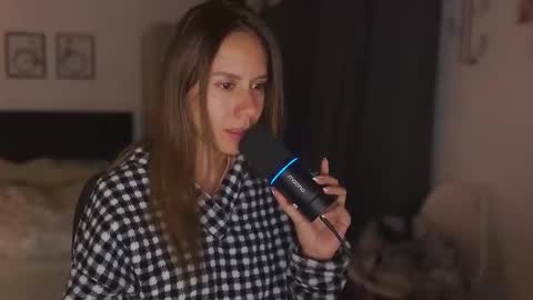 Julia Schedule 10 pm to 4  am GTM-5 online show from September 24, 3:57 am