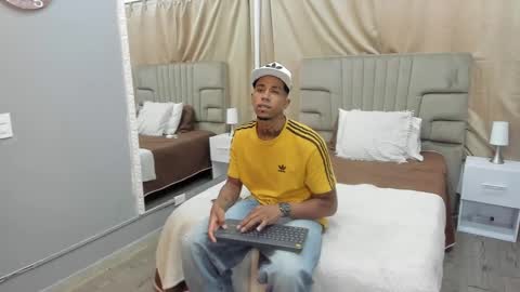 julian billy online show from February 17, 5:44 pm