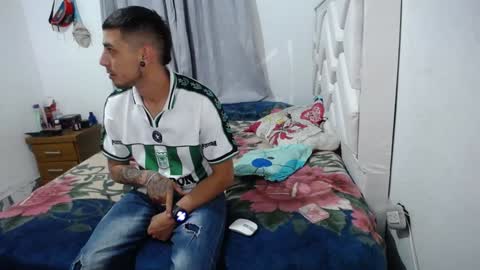 Juliana online show from December 6, 1:13 am