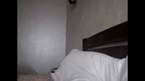 Snapshot of julianagold1 chatting on October 11, 9:18 pm julianagold1 online show from October 11, 9:18 pm