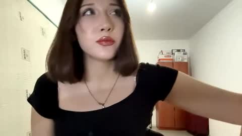 Kira online show from April 7, 4:42 pm