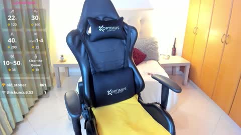 Fernanda online show from November 24, 1:59 am