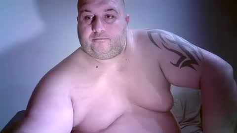 Juliano online show from November 19, 2:11 am