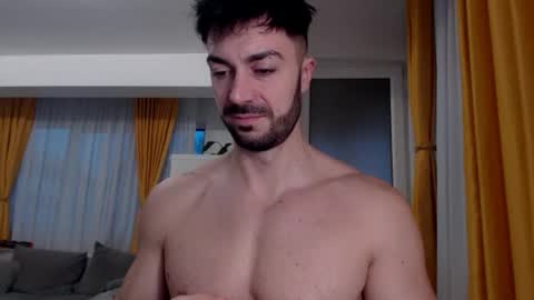 JulianRoyce online show from February 3, 5:16 am