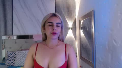 julieta__fox_ online show from April 23, 2:30 am