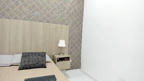 Julieta Robertson online show from February 26, 4:05 am