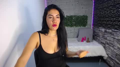 julieta online show from November 7, 8:33 pm