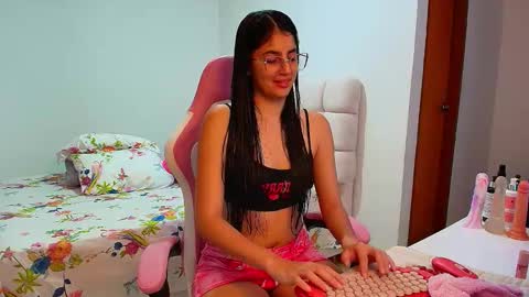 julieta_rose19 online show from November 30, 11:50 am