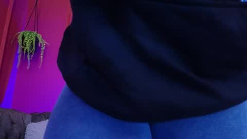  Julieta  online show from April 7, 11:45 am