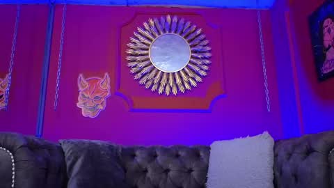  Julieta  online show from April 25, 1:41 pm
