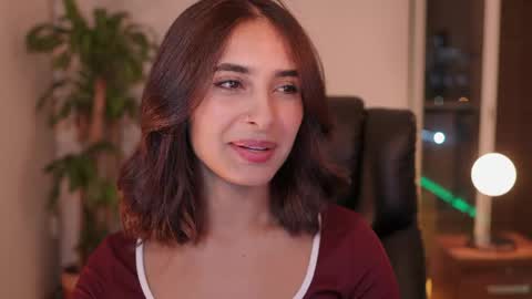 julieta_valencia online show from June 10, 1:05 am