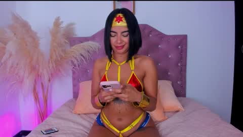 Julieth Gomez online show from October 25, 3:07 am