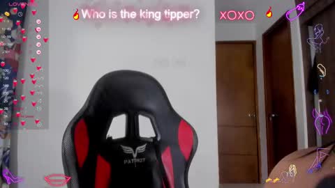 serafelle online show from February 19, 1:40 am