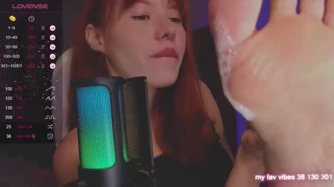 Snapshot of juliette_sunshine chatting on September 11, 2:46 am juliette_sunshine online show from September 11, 2:46 am