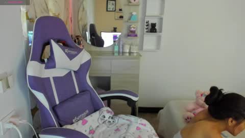 juliette online show from April 22, 5:42 pm