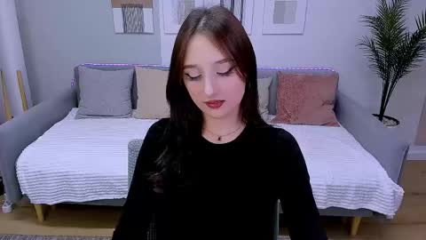 juliettemonli online show from May 6, 2:34 pm