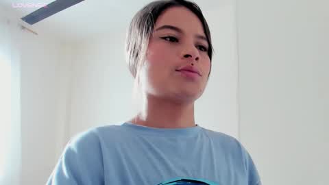 Snapshot of juliieta_swet chatting on October 20, 9:31 pm juliieta_swet online show from October 20, 9:31 pm