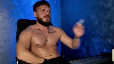 JULiUS   online show from January 7, 10:04 pm