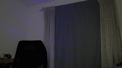 JULiUS   online show from September 10, 12:33 am