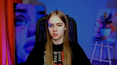 junewoods online show from April 21, 7:15 am