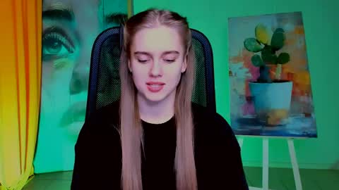 junewoods online show from April 9, 7:14 am