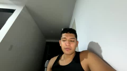 junior_osorio_2 online show from January 8, 4:40 am