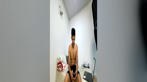 junior_osorio_2 online show from June 12, 3:38 am