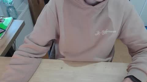 junk2711 online show from November 11, 1:46 pm