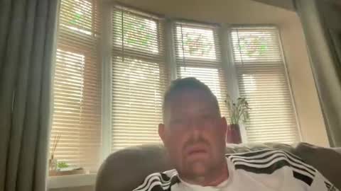 Junky online show from June 11, 6:33 am