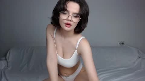 JunneWers online show from January 21, 1:21 pm