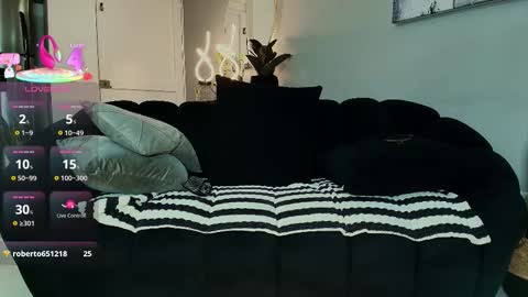 junniormontaner online show from November 1, 4:00 am