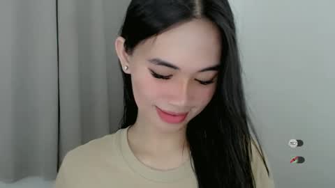 Snapshot of juny_lanyy chatting on February 9, 11:04 am Julia online show from February 9, 11:04 am