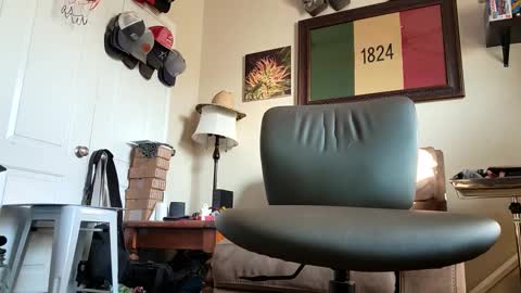 Snapshot of just4fun1523 chatting on October 6, 2:57 pm just4fun1523 online show from October 6, 2:57 pm