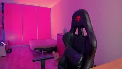 Nika and Mark online show from April 24, 8:38 am