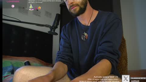 Snapshot of just_your_dreamboy chatting on February 6, 10:43 pm Maxi online show from February 6, 10:43 pm