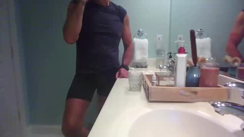 justanotherdadbod2025 online show from April 24, 2:46 am