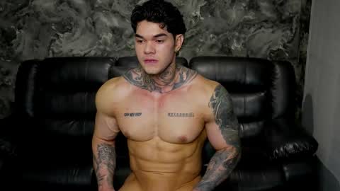 justin clark1 online show from February 28, 4:49 am