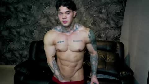 justin clark1 online show from March 4, 4:20 am