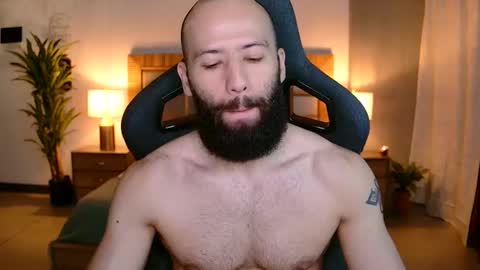 Justin online show from January 7, 7:35 am