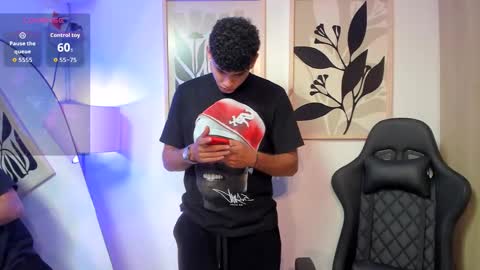 justin_payn14 online show from March 27, 7:26 pm