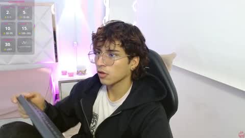  justin  online show from March 2, 3:44 am