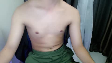 justin_urcuttieguy online show from February 22, 5:37 pm