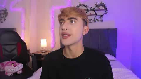 Justin online show from October 14, 11:57 am