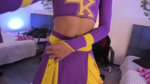 Justin online show from November 28, 11:39 am