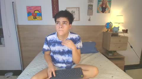 Snapshot of justinbiler chatting on September 25, 1:18 pm Justin online show from September 25, 1:18 pm